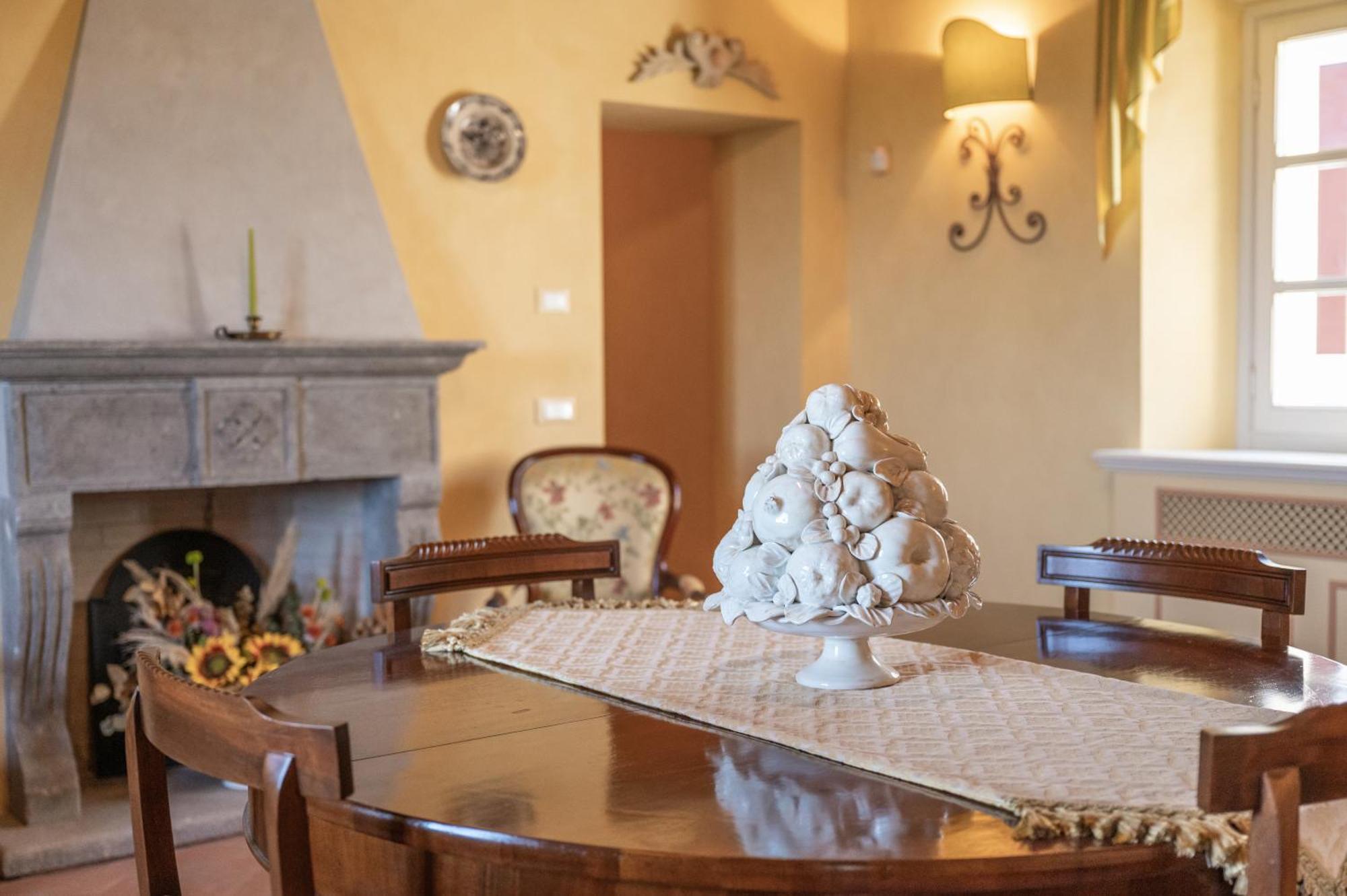 Palazzo Del Poggiano Bed & Breakfast Poggio Berni ภายนอก รูปภาพ